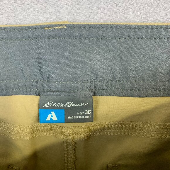 Eddie Bauer First Ascent Mens Shorts 36 Beige Tan Cargo Guide Pro Nylon Spandex - Picture 3 of 9